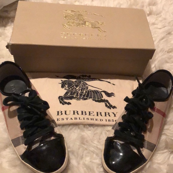 vintage burberry sneakers